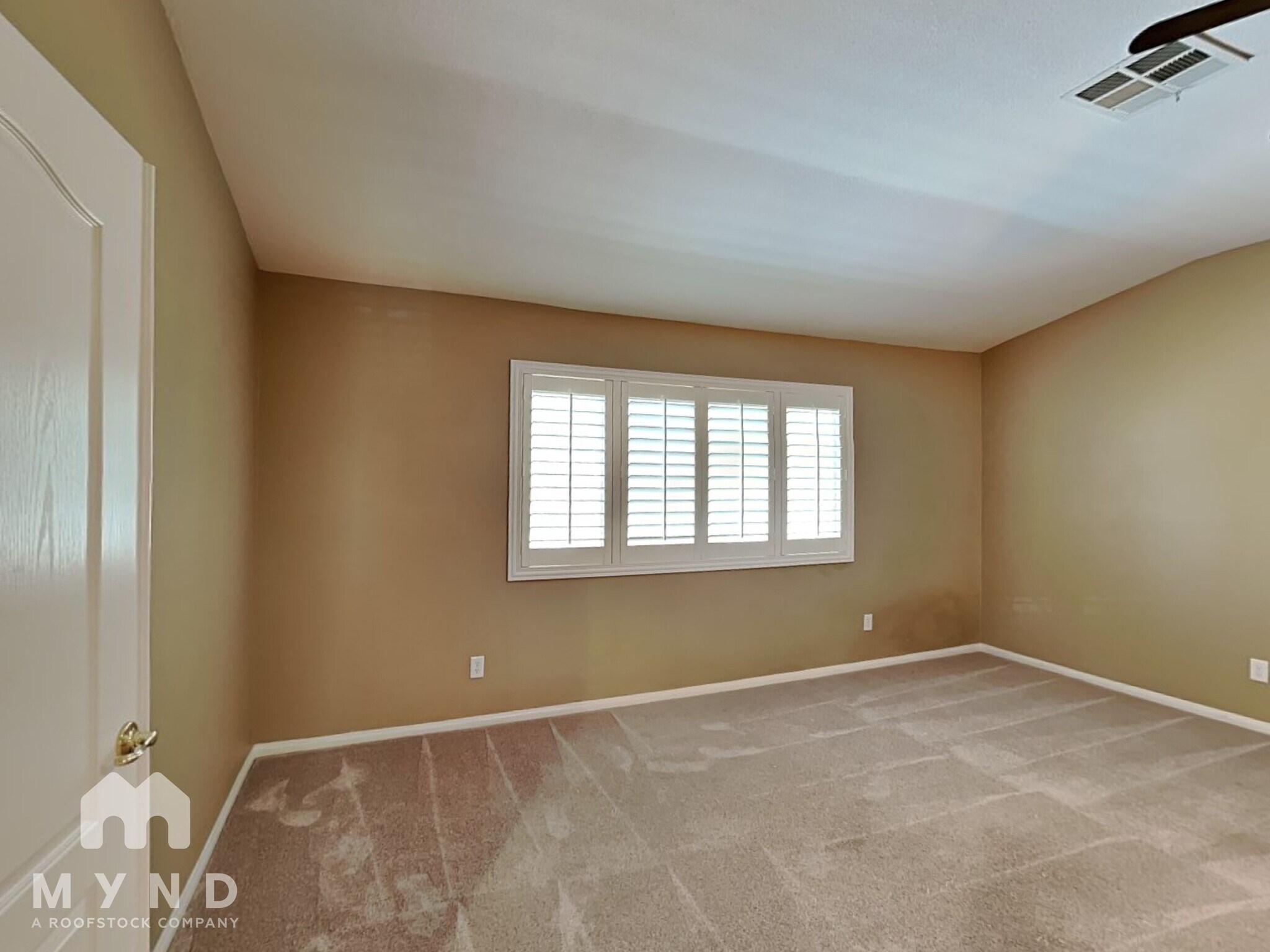 Building Photo - 2728 La Porte Ct