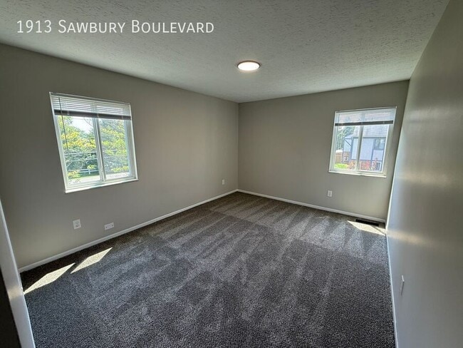 Building Photo - 1913 Sawbury Blvd