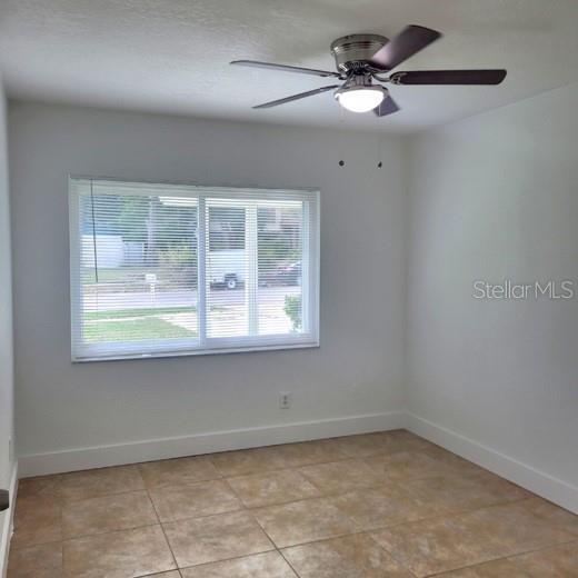 Building Photo - 605 Hillpoint Way