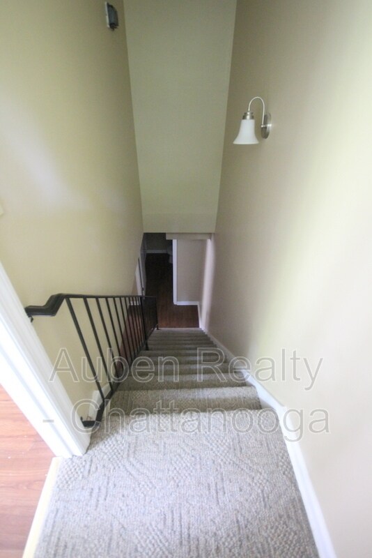 Building Photo - 6221 Hansley Dr