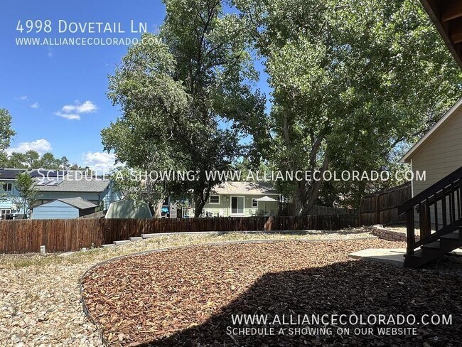 Building Photo - 4998 Dovetail Ln
