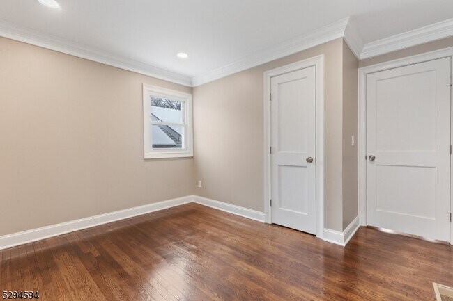 Building Photo - 26 Genevieve Ave