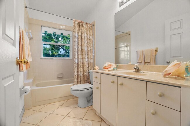 Building Photo - 1012 SW 156th Ave