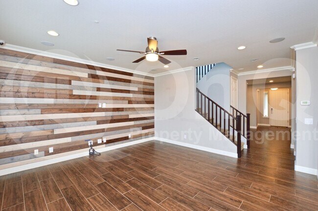 Building Photo - 10612 E Hawk Ave