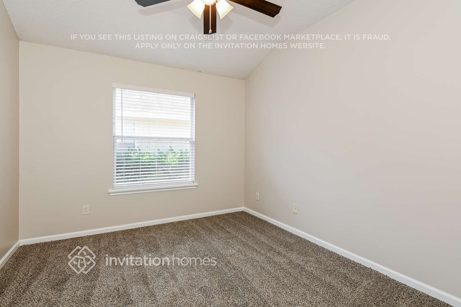 Building Photo - 14523 Falling Waters Dr