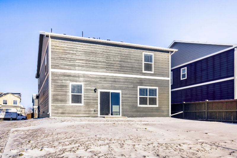 Building Photo - 5961 Holstein Dr