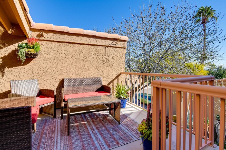 Building Photo - 16233 E Rosetta Dr