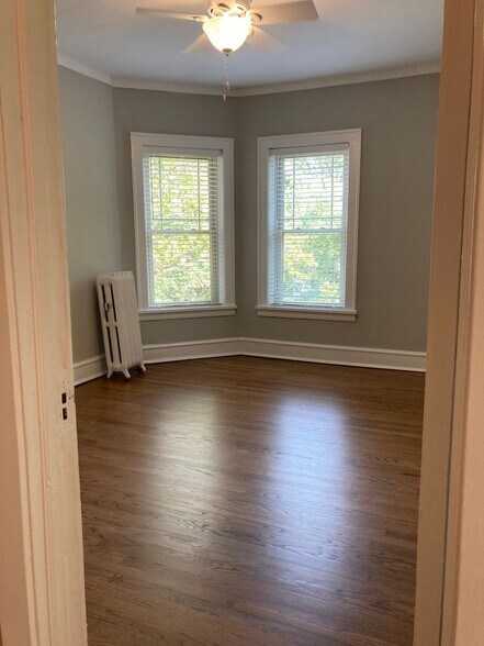 Building Photo - 7212 N Paulina St