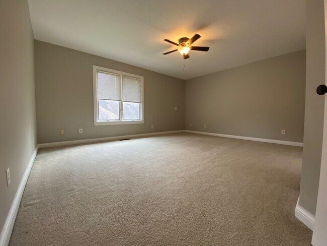 Building Photo - Gated Community! Ranch Style Home! Rent Or Purchase For $499,000.00!