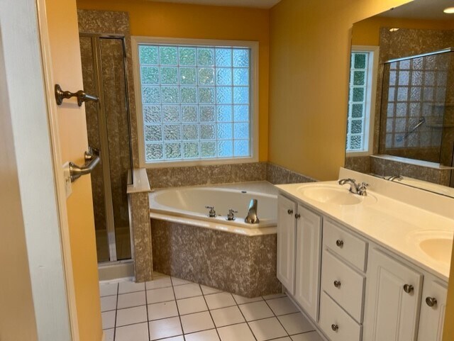 Building Photo - 104 Cricket Ground