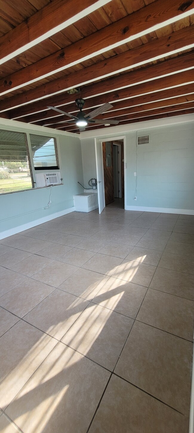 Building Photo - 834 Oberry Hoover Rd