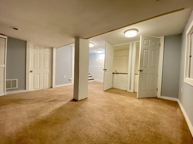 Building Photo - 2965 W Denver Pl