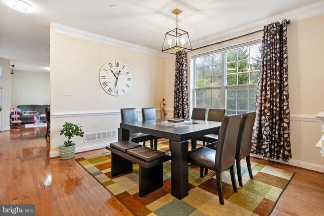 Building Photo - 133 Shilling Ave