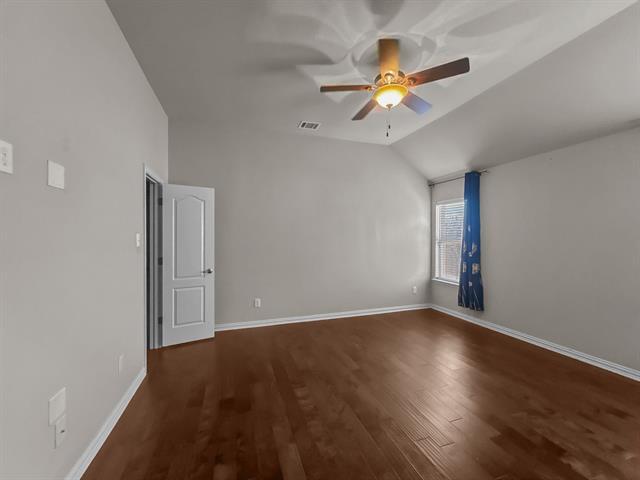 Building Photo - 3205 Ridgeway Dr