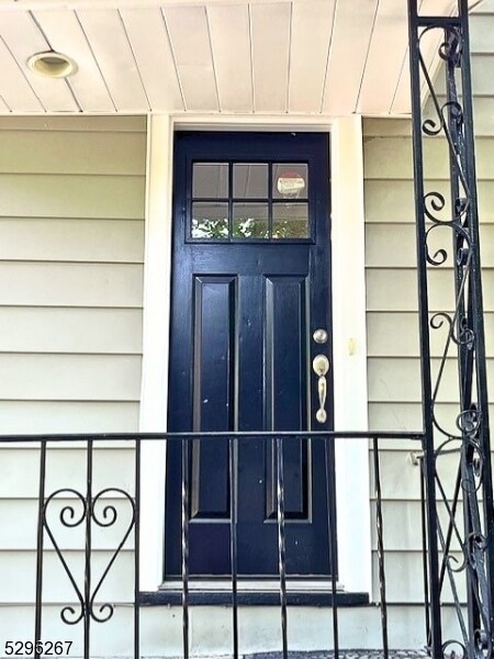 Building Photo - 200 Roseland Ave