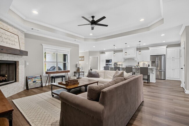 Building Photo - Application Pending