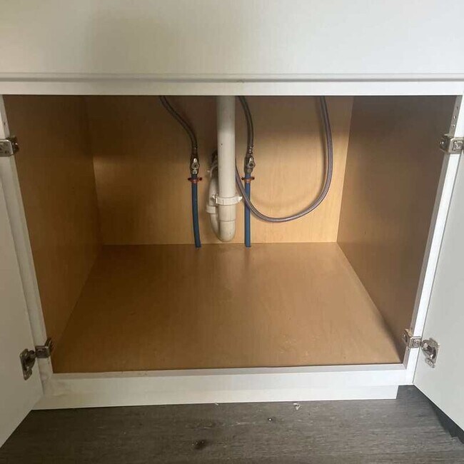 Building Photo - 3233 W 50th St