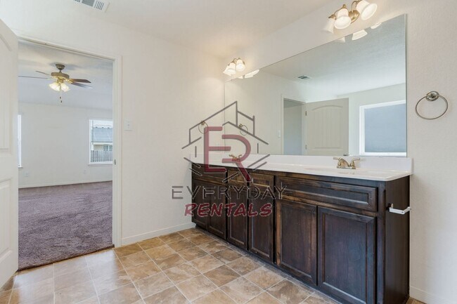 Building Photo - 6705 Black Springs Dr