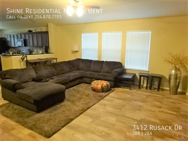 Building Photo - 3412 Rusack Dr