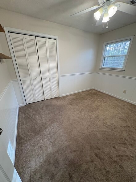 Building Photo - 169 Fleetwood Way