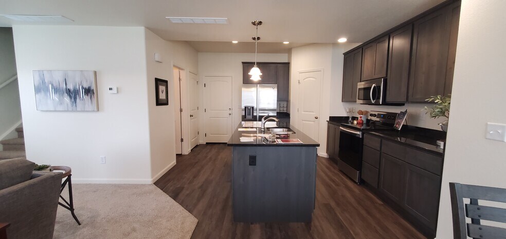 Kitchen - 4355 24th Street Rd