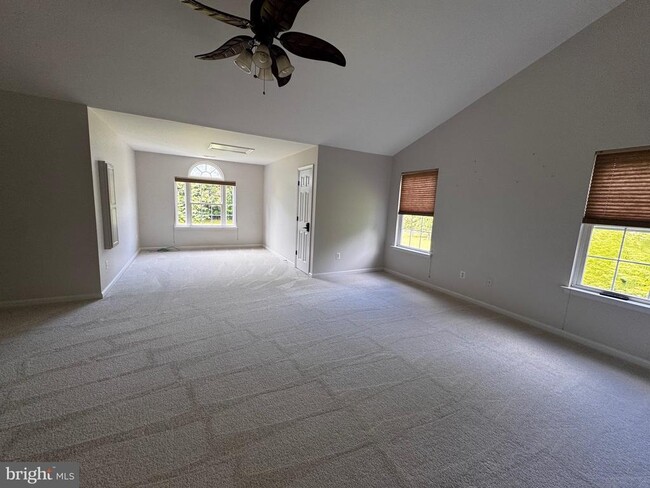 Building Photo - 23063 Pembrook Dr