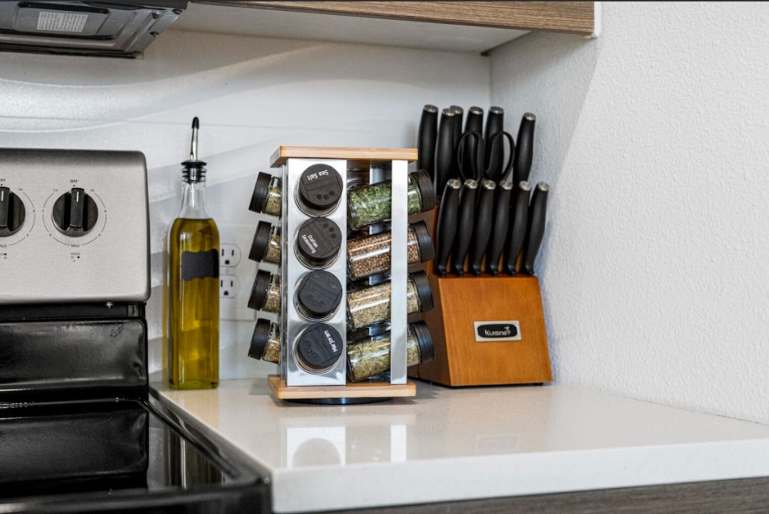 Building Photo - 120 N Madison Ave