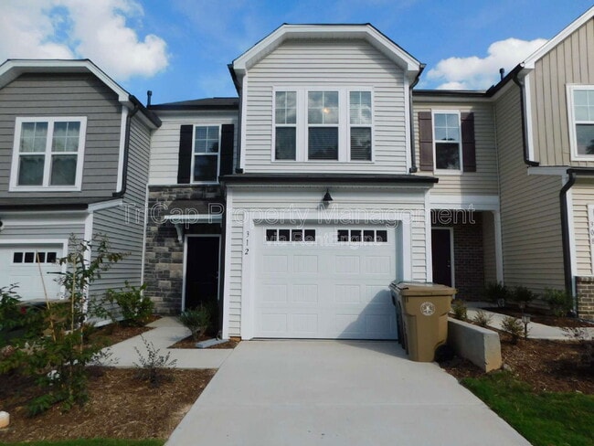 Building Photo - 312 White Oak Ridge Dr