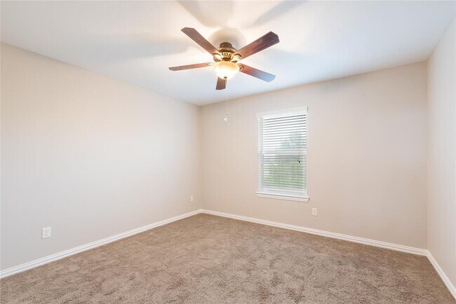 Building Photo - 217 Orchard Hill Trail