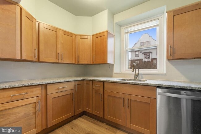 Building Photo - 112 E Township Line Rd