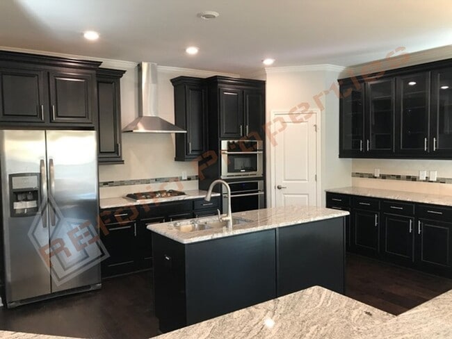 Building Photo - 1648 Pantego Trl