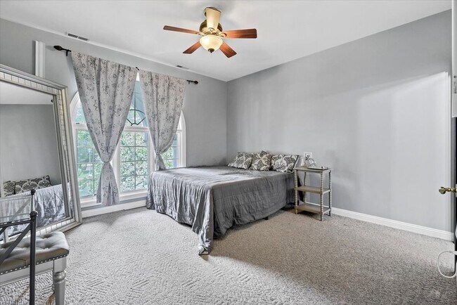Building Photo - 4206 Royal Fox Dr
