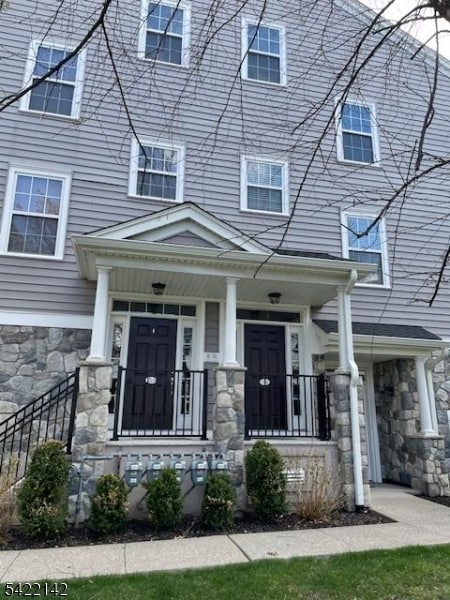 Building Photo - 154 George Russell Way