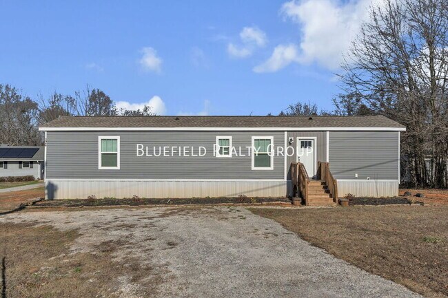 Building Photo - 1949 Old Grove Rd