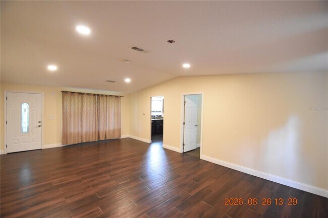 Building Photo - 12106 Waterview Dr