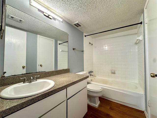 Building Photo - 2315 Trellis Pl