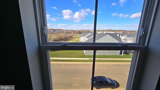 Building Photo - 1360 Red Clover Ln