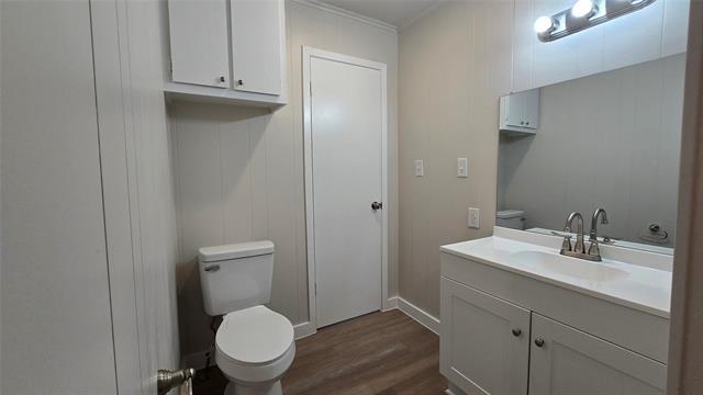 Building Photo - 389 Blackbourn St