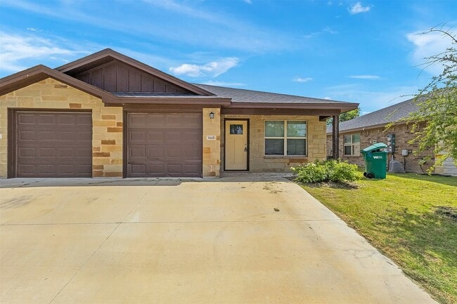 Primary Photo - 344 Arnold Dr