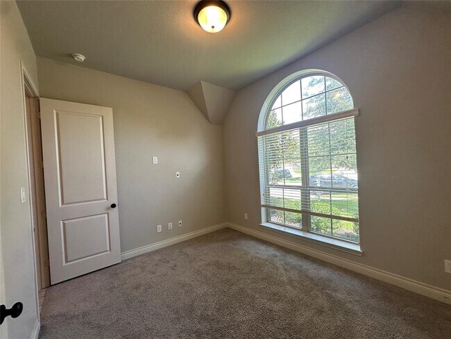 Building Photo - 3319 Sky Run Ct