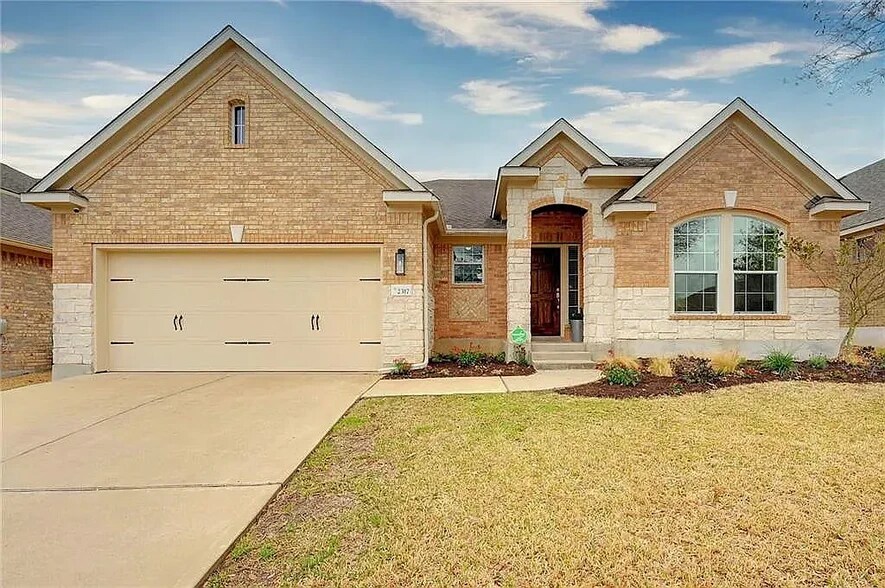 Primary Photo - 2317 Dovetail St