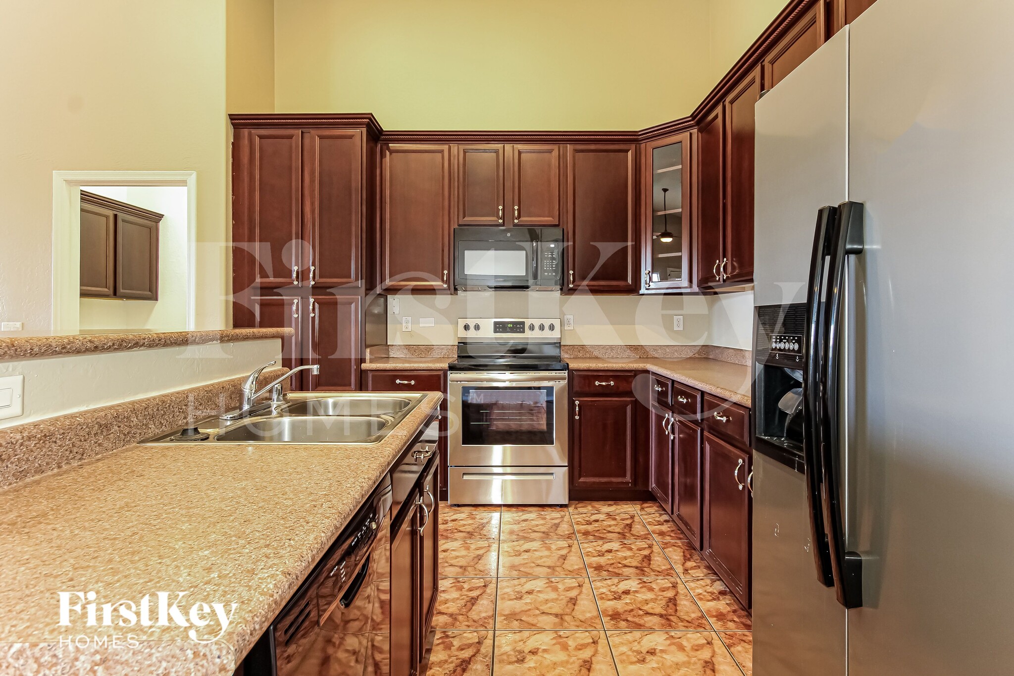 Building Photo - 14135 W Riviera Dr