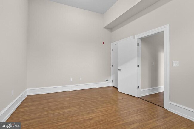 Building Photo - 2136 E Dauphin St