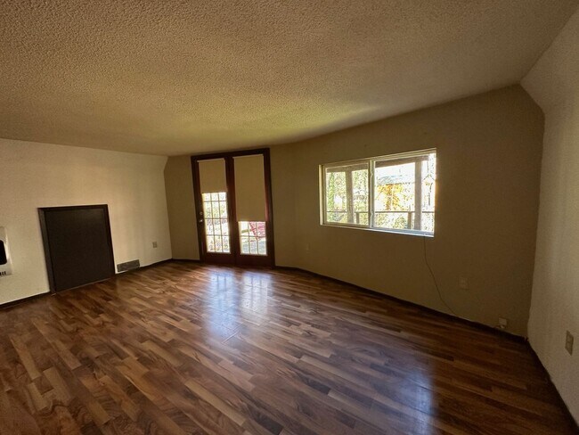 Building Photo - 2 Bedroom / 1 bath A Frame Home  Erwin, TN