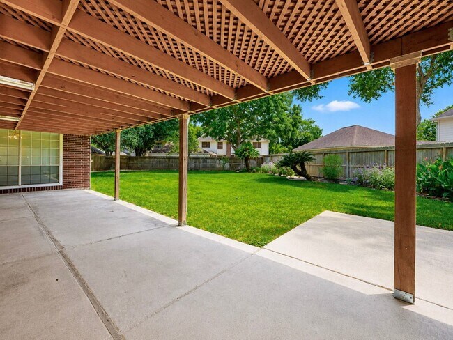 Building Photo - 11102 Brook Mill Ct