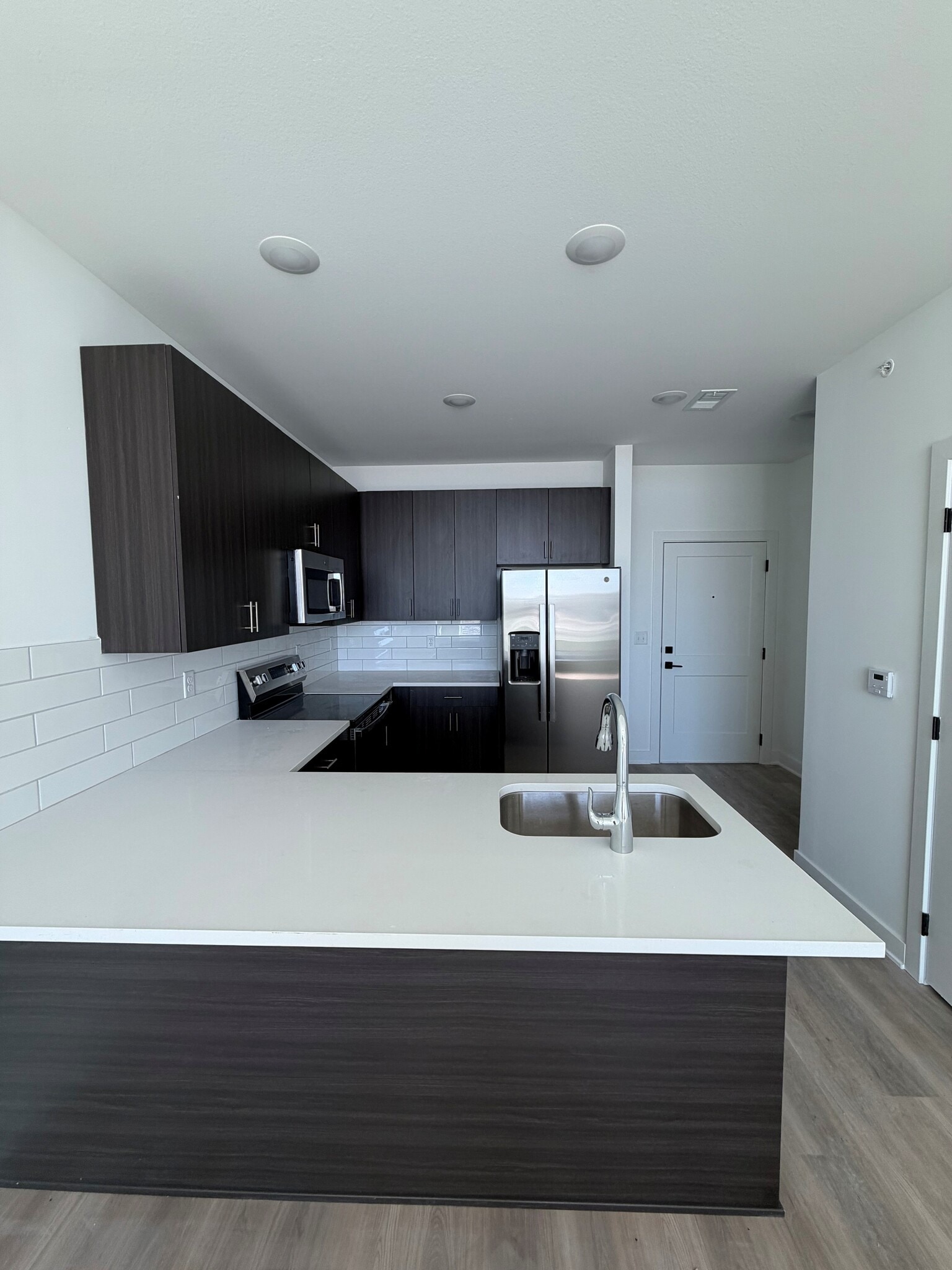 Building Photo - Metro 1