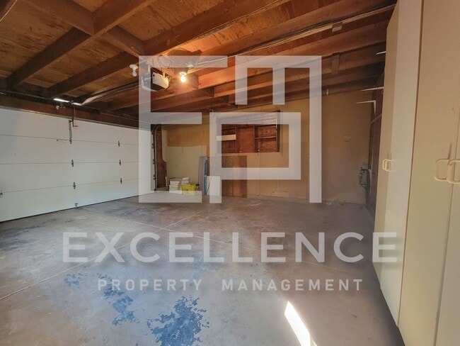 Building Photo - 1143 Cooper River Dr