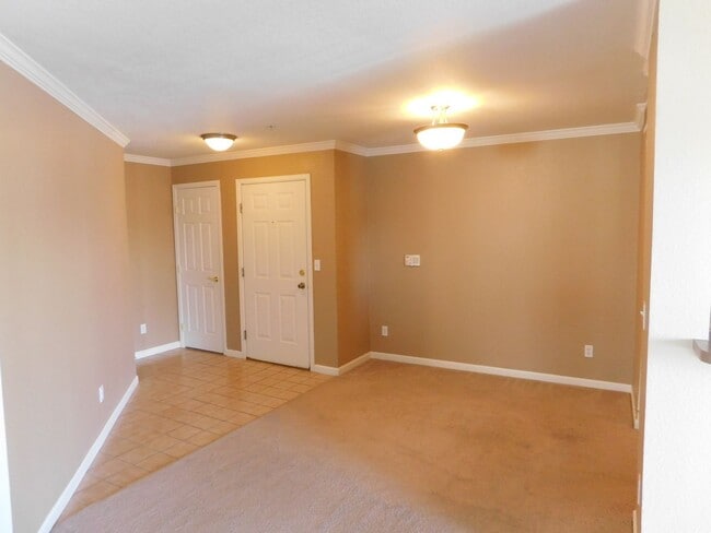 Building Photo - 3 Bed | 2 Bath | 1,264 sq ft | Littleton, CO  **Available Mid August**