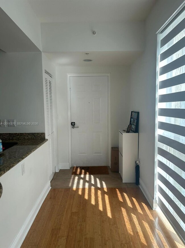 Building Photo - 7270 SW 88th St