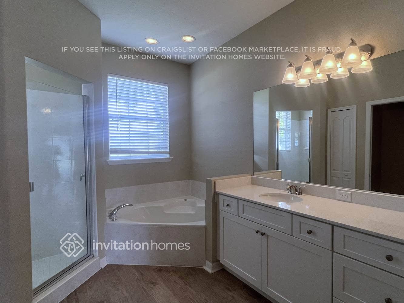 Building Photo - 1231 Running Oak Ln